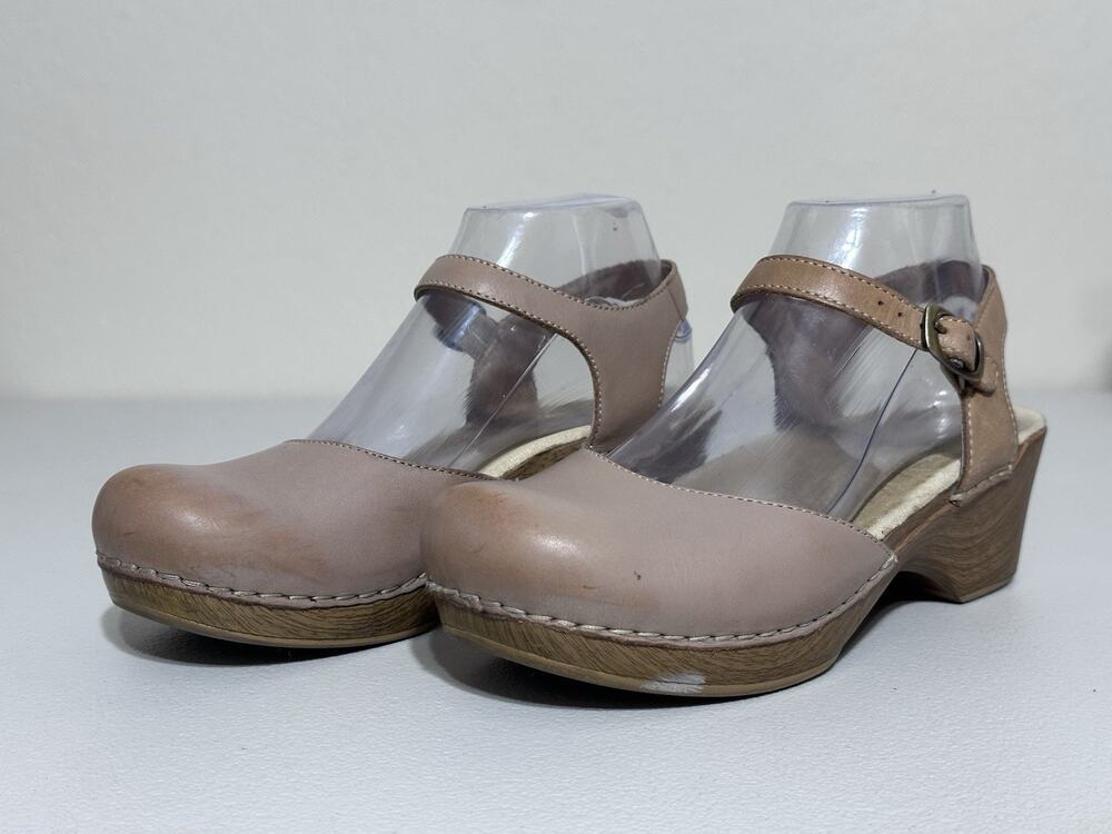 Dansko Women's Pink/tan Leather Wedge Work Shoe Size 38 US 7 Fair Condition